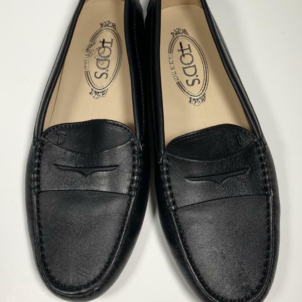 TOD'S Gommini Driving Moccasin sz 6.5